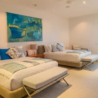 29 bedroom 3 west enclave 8