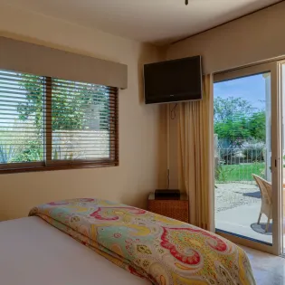29 bedroom 4 villa esquina