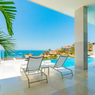 29 exterior mantea casa cabo