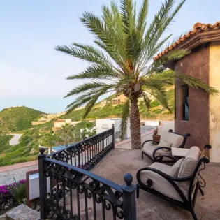 29 exterior villa maria
