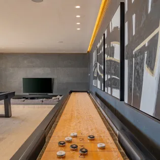 29 game area villa aurora