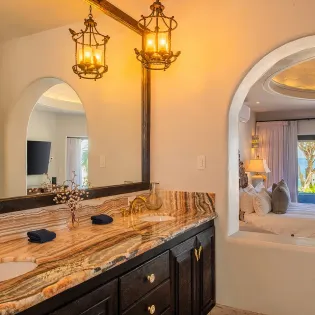 3 casa bellamar de cabo bathroom