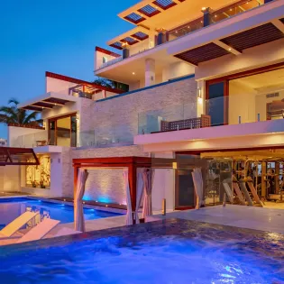 3 exterior mantea casa cabo