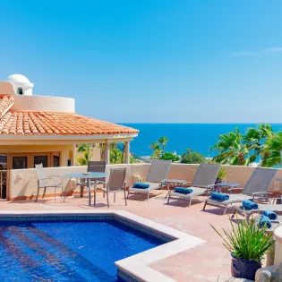 3 exterior villa lorena