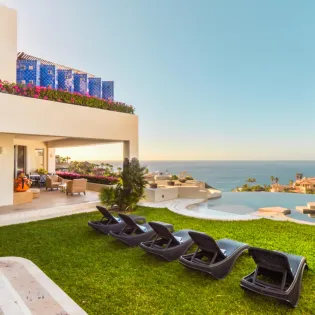 3 exterior villa perla