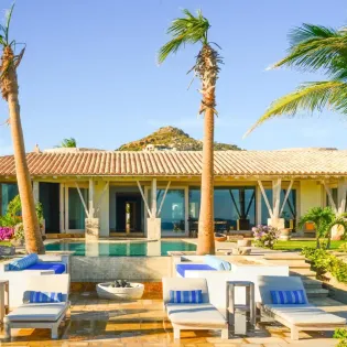 3 exterior villa piedra blanca