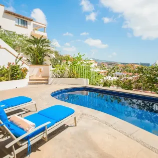 3 exterior villa victoria 25