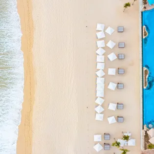 3 villa la valencia resort spa