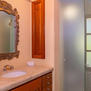 30 bathroom 2 casa brooks