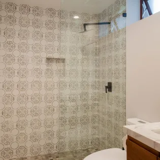 30 bathroom 2 villa chavez