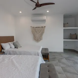 30 bedroom 2 hollywood house