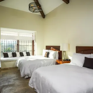 30 bedroom 4 villa rio de luna