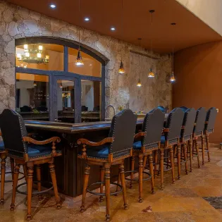 30 villa de los suenos dining4
