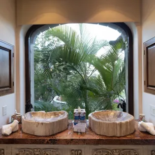 31 bathroom 1 casa jojo