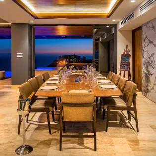 31 maison de cortez dining