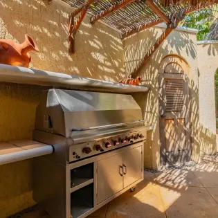 31 outdoorkitchen villa las rocas