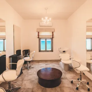 31 salon casa bellamar