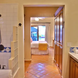 32 bathroom 1 casa tortuga