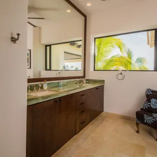 32 bathroom 2 villa de suenos