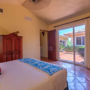 32 bedroom 2 casa stamm