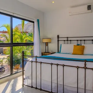 32 casa toro bedroom2