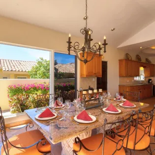 32 dining area villa agave azul