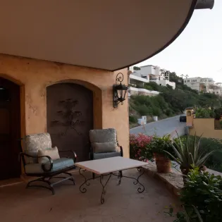 32 exterior villa maria