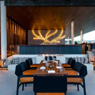 33 chileno bay resort 4 bedroom oceanfront villa dining
