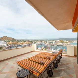 33 exterior playa grande eagles nest