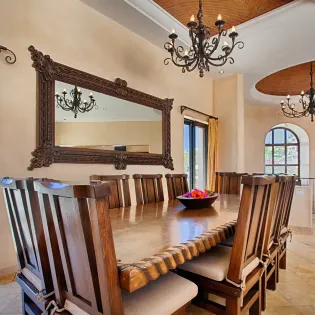 33 villa descanso dining