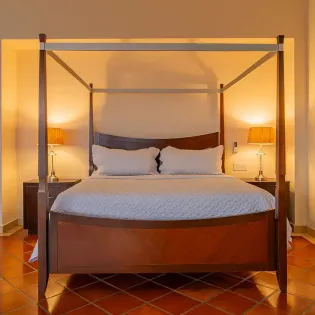 33 villa perla primary suite4
