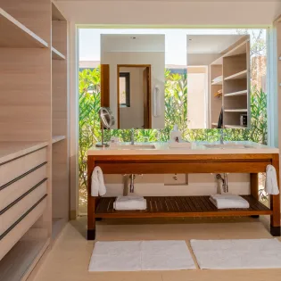 34 bathroom 2 west enclave 7