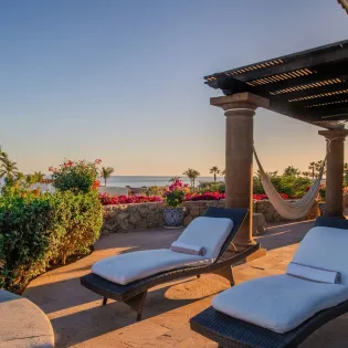 34 exterior villa vista al mar
