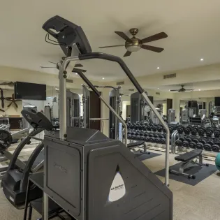 34 gym casa cielo at pedregal