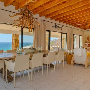 35 casa pacifico del mar dining