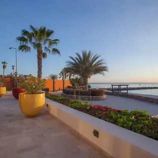 35 residence 101 102 playa la paz