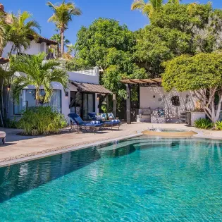 36 casa bellamar de cabo pool