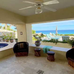 36 villa de la playa bedroom seating