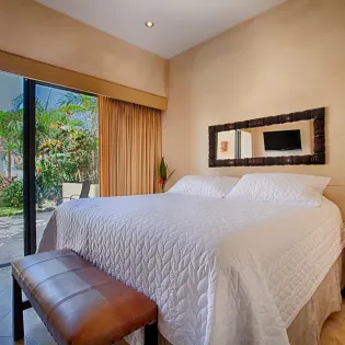 36 villa descanso bedroom