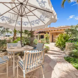 37 exterior villa marisal