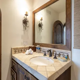 38 bathroom 4 casa corona