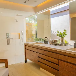 38 bathroom 6 west enclave 8