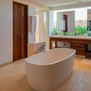 39 bathroom 3 west enclave 7