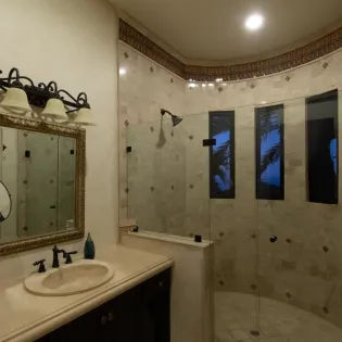 39 bathroom 6 villa maria