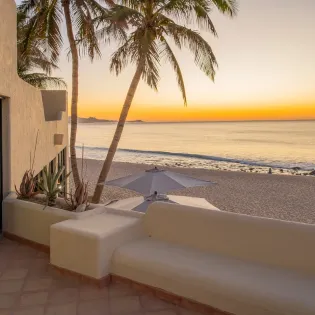 39 exterior villa costa azul