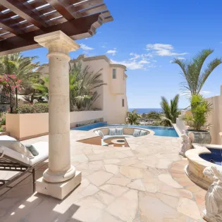 39 exterior villa marisal