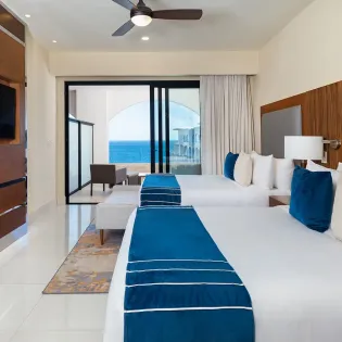 39 villa la valencia resort spa