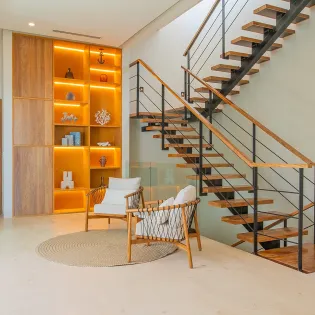 39.1calimigos stairs