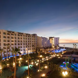 4 exterior krystal grand los cabos
