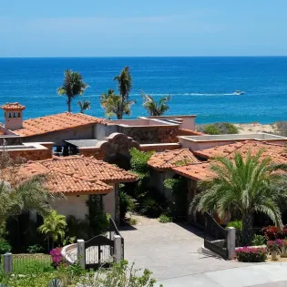 4 exterior villa estero